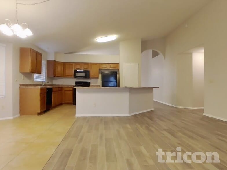 Building Photo - 4340 W Misty Willow Ln