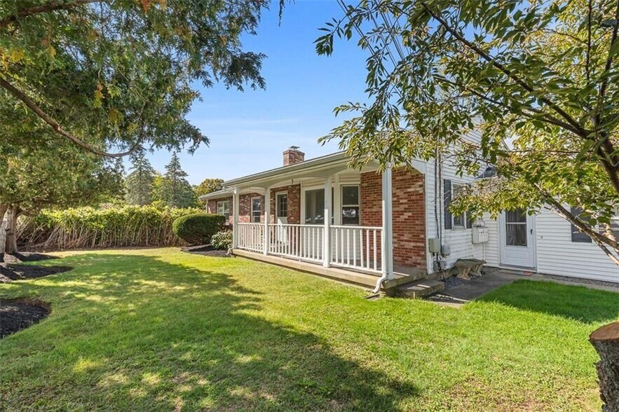 Building Photo - 3421 Pawtucket Ave