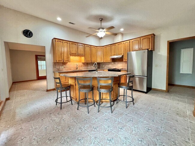 Building Photo - Fabulous house in Avondale on the East side of Tallahassee