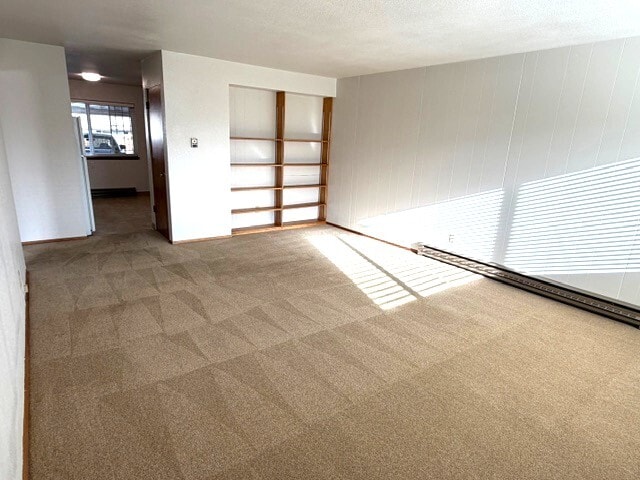 Livingroom - 4601 Englewood Ave