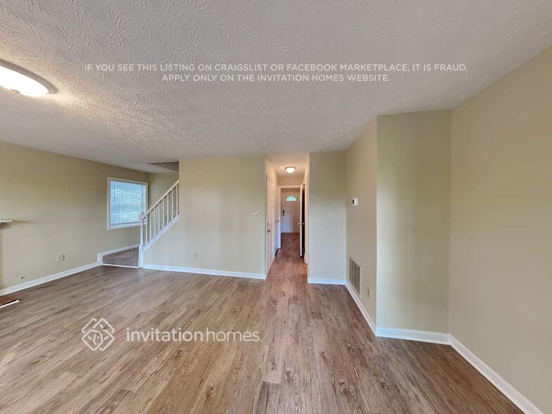 Building Photo - 4026 Paloverde Dr