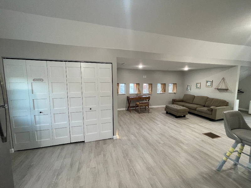 Building Photo - 4522 E Washington St