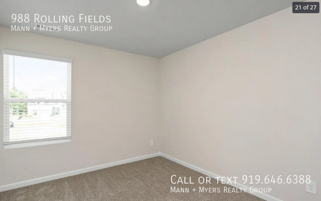 Building Photo - 988 Rolling Flds Dr