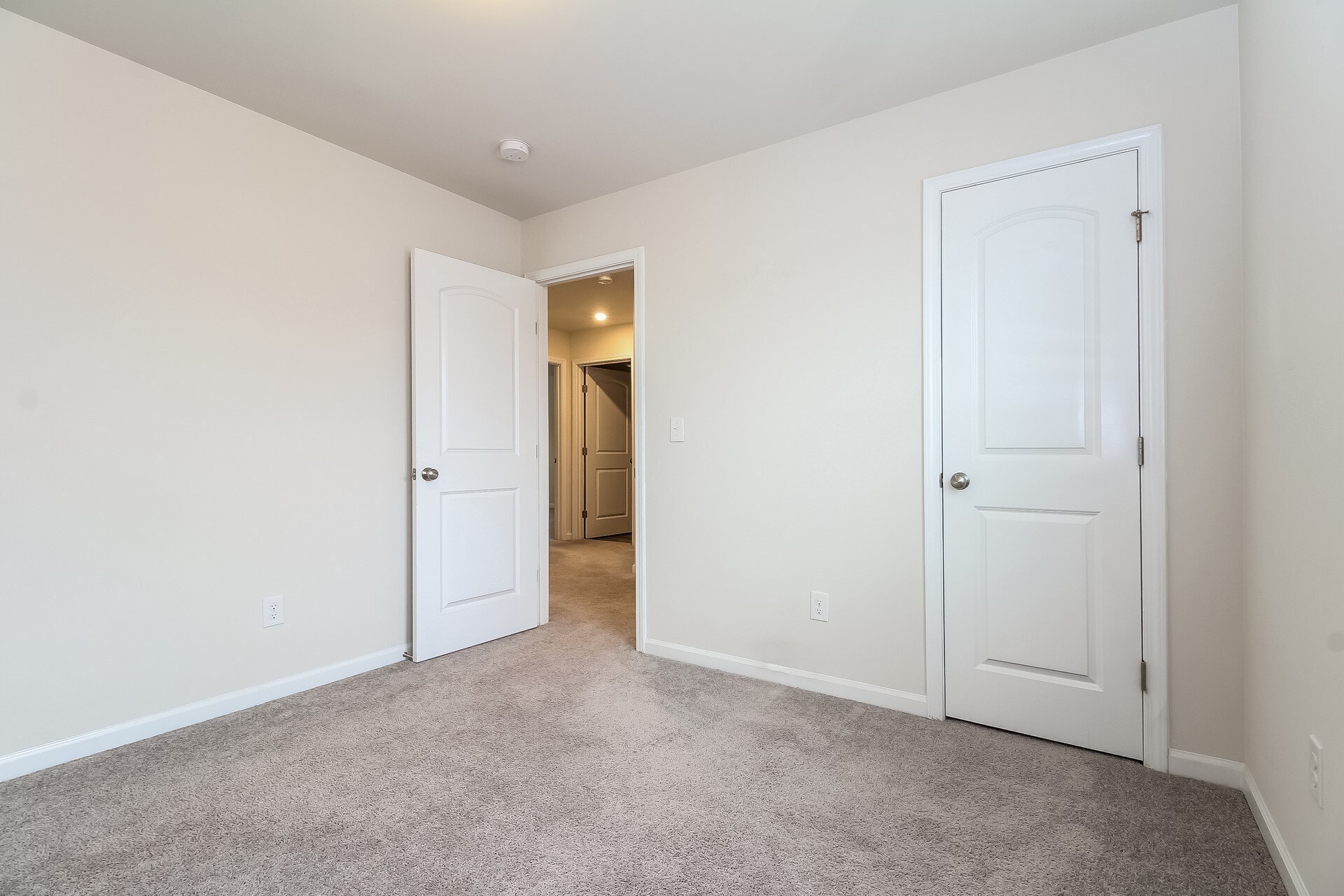 Building Photo - 508 Wagon Trail