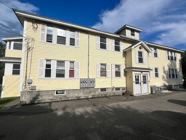 Building Photo - 52 Pelham St
