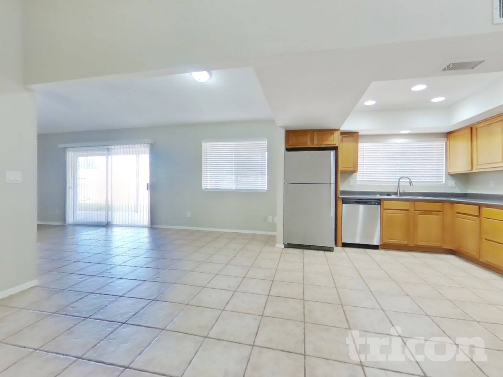 Building Photo - 7310 E Dewan Cir