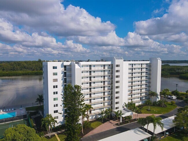 Building Photo - 9397 Midnight Pass Rd