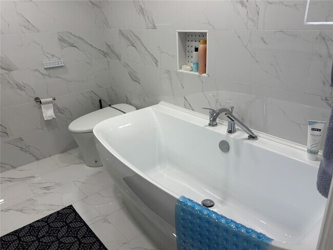 Building Photo - 1390 Gulf Blvd