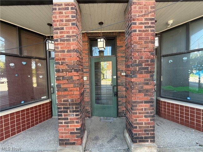Building Photo - 317 E 156th St