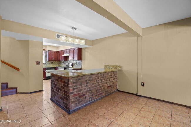 Building Photo - 1325 James Dudley Dr