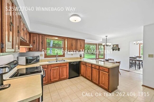 Building Photo - S25W27040 Winnebago Way