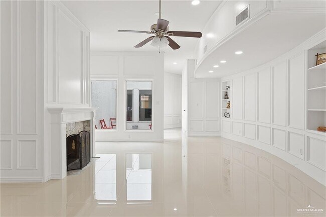 Building Photo - 23 N 2nd St