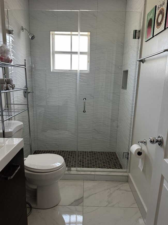 Building Photo - 15861 SW 70th Terrace