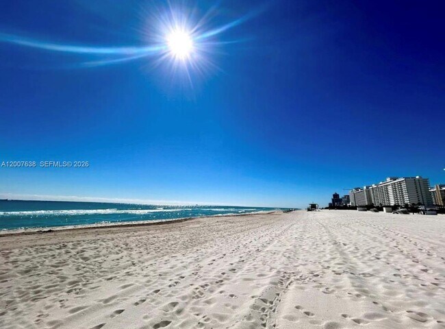 Building Photo - 5838 Collins Ave