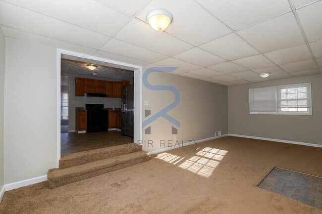 Building Photo - Move in before December 15th and get $100 OFF your rent for the first 3 months — PLUS a $250 Amaz...