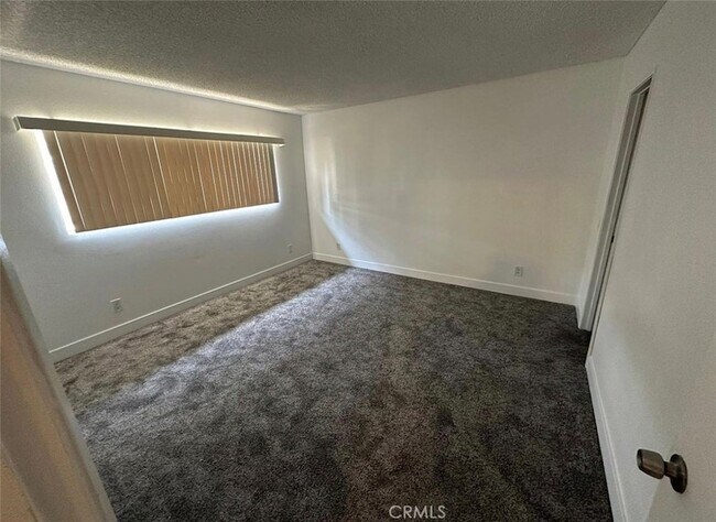 Building Photo - 1501 E Fairfield Ct