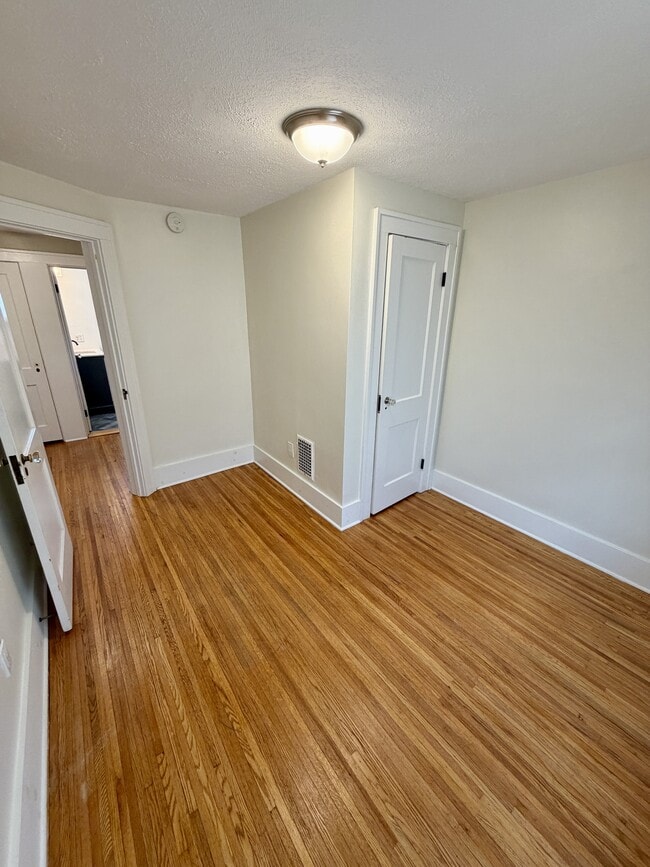 Building Photo - 41 Mildorf St