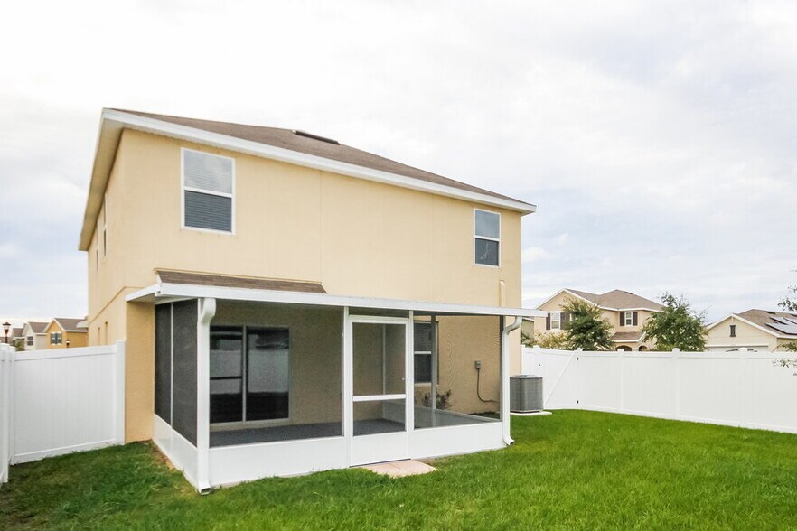 Building Photo - 12102 Fawn Brindle St