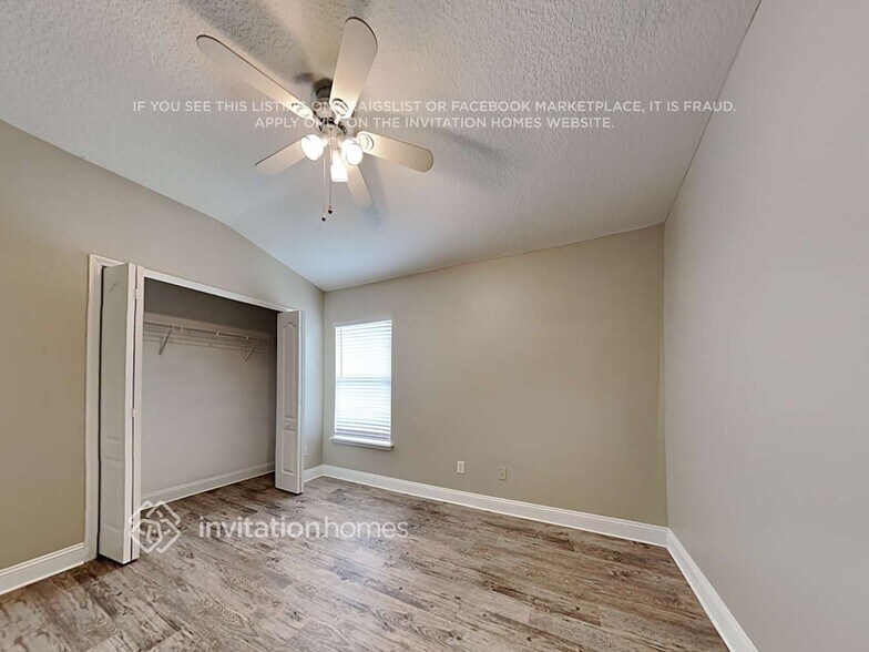 Building Photo - 671 Mandy Oaks Dr