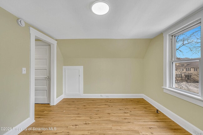 Building Photo - 529 Wheeler Ave