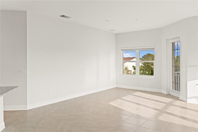 Building Photo - 7611 34th Ave W
