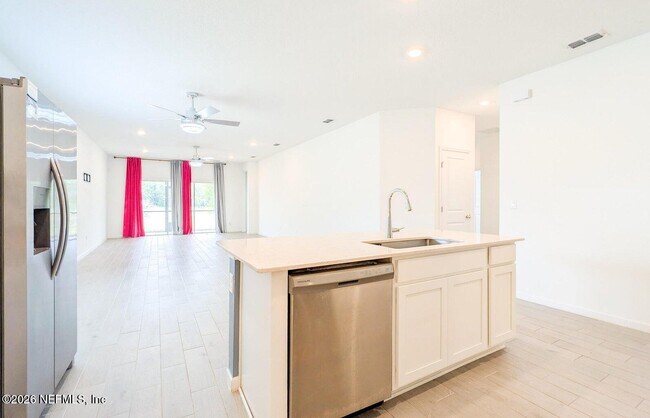 Building Photo - 15524 Creek Edge Ct