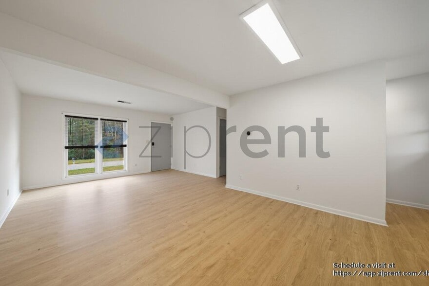 Building Photo - 7064 Eunice Dr