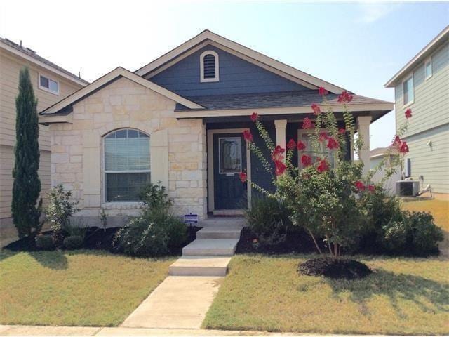Primary Photo - 916 Alamo Plaza Dr