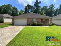 Building Photo - 7503 Royal Oaks Dr