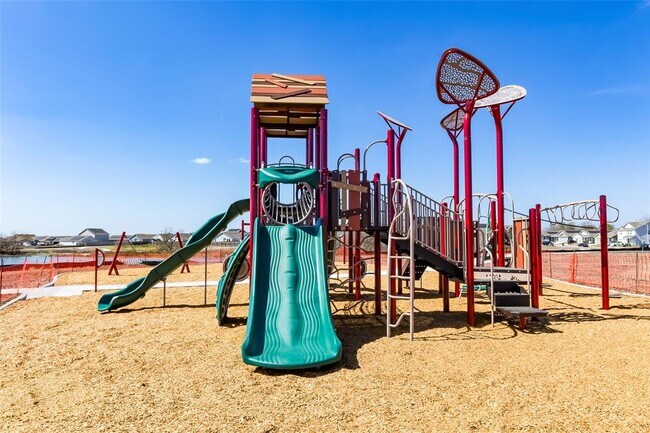 Building Photo - 611 Whoopers Lp