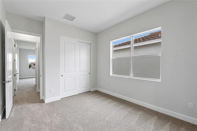 Building Photo - 14929 RedCove Pl