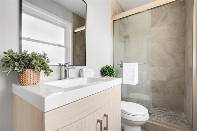 Building Photo - 3451 High Bluff Dr