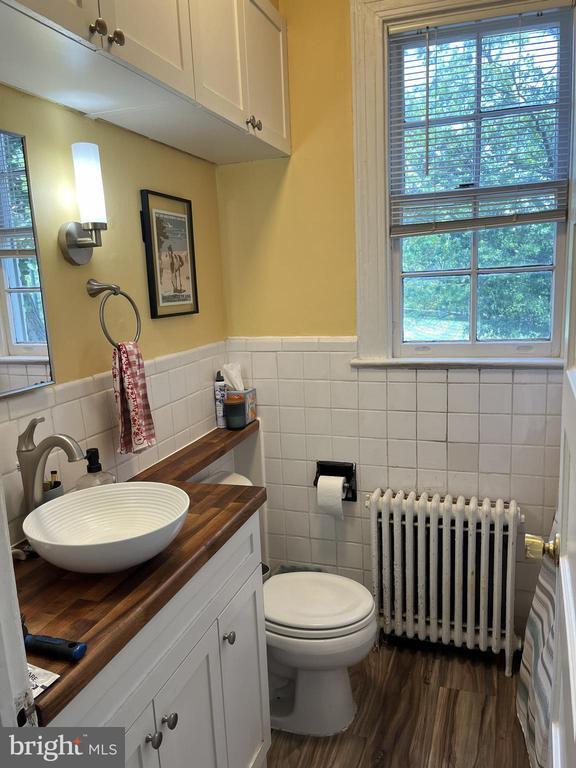 Building Photo - 1404 26th St NW