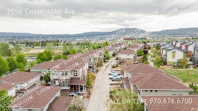 Building Photo - 2656 Champagne Ave