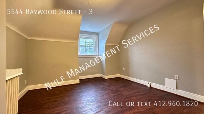 Building Photo - 5544 Baywood St