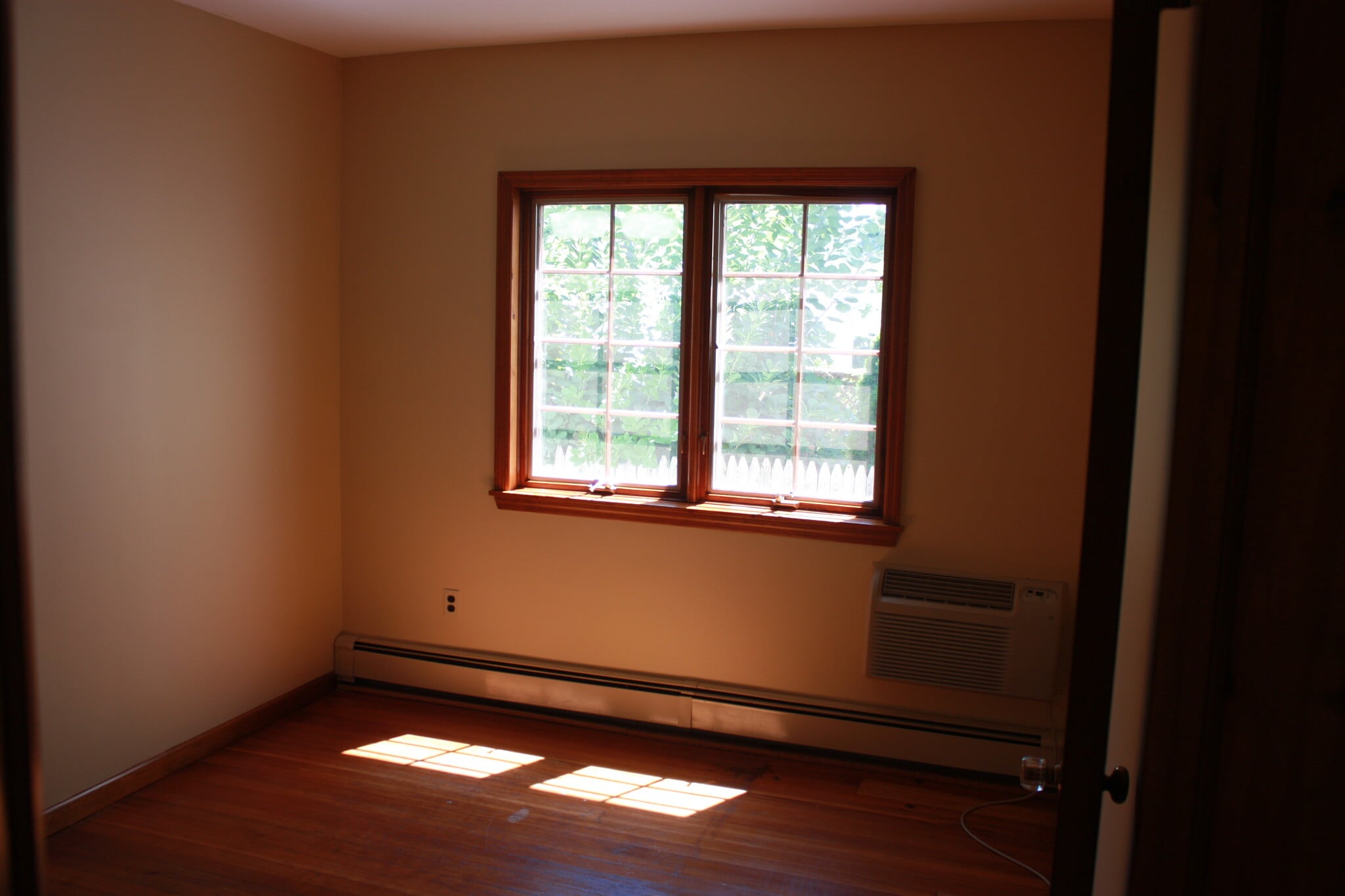 Building Photo - 64 Parkway Rd