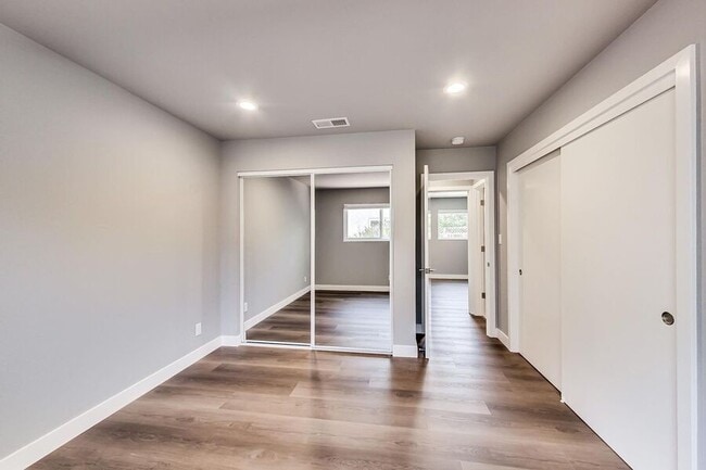 Building Photo - 4401 Castanos St