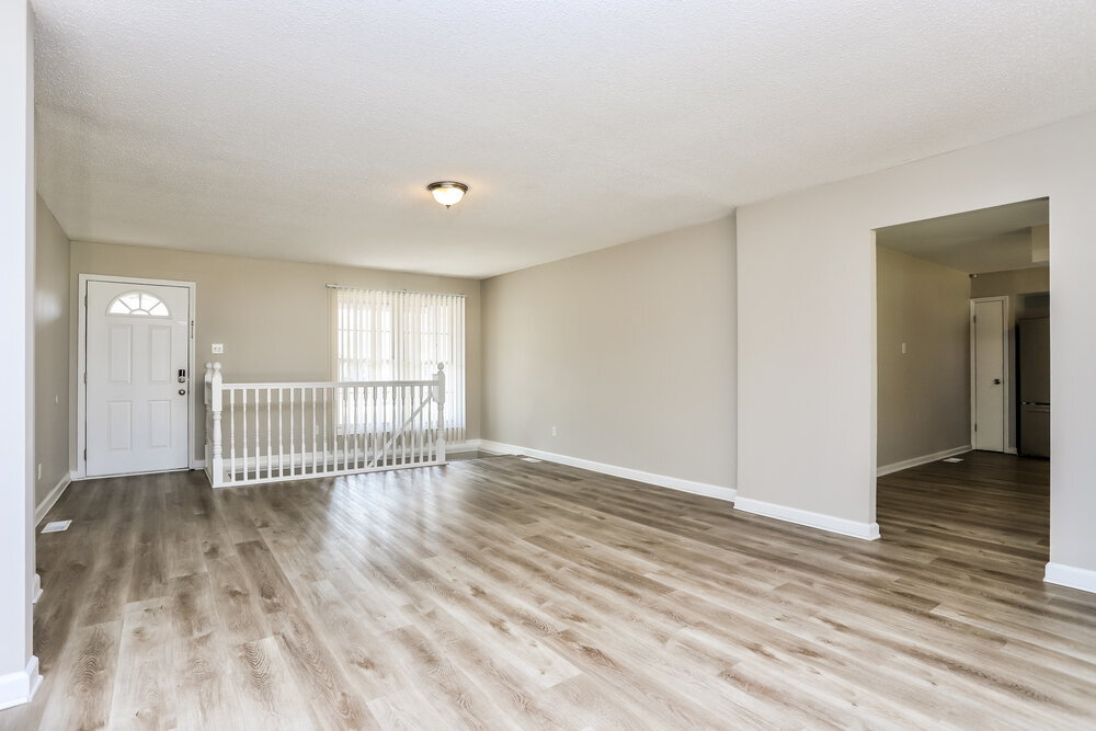 Building Photo - 3035 Oriental Dr