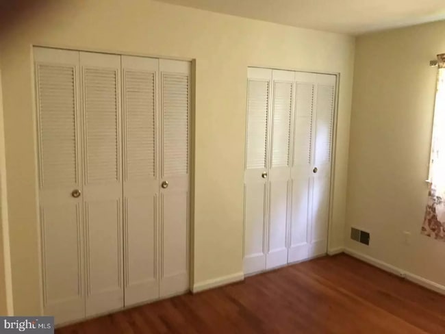 Building Photo - 5603 Lalos St