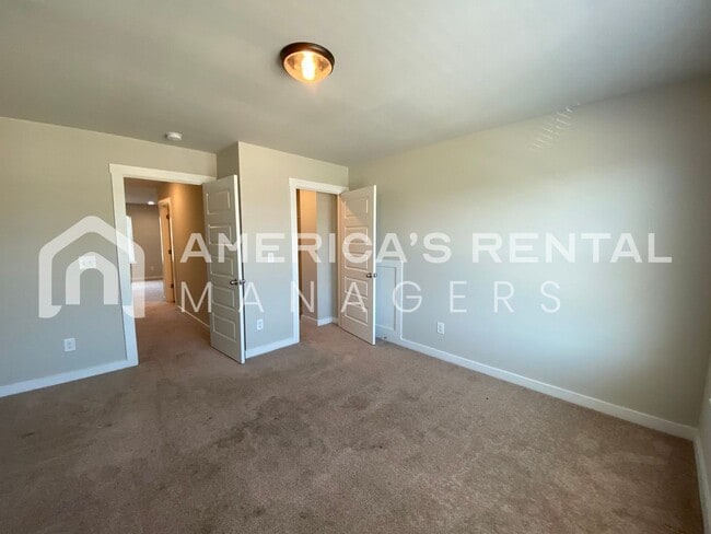 Building Photo - 204 Cotton Bayou Dr