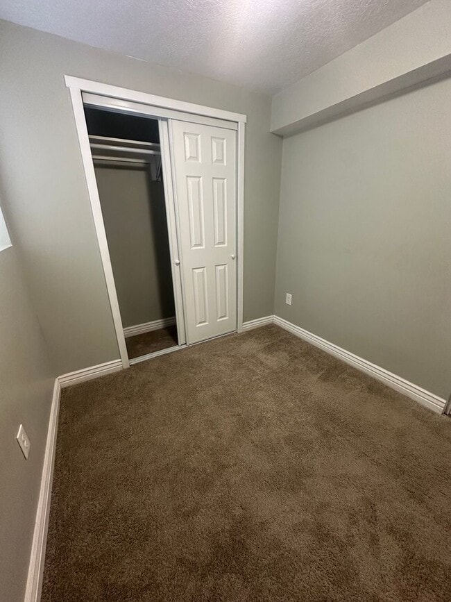 Building Photo - 1416 Harris Ave