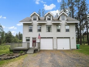 Building Photo - 5819 W Greenwood Rd