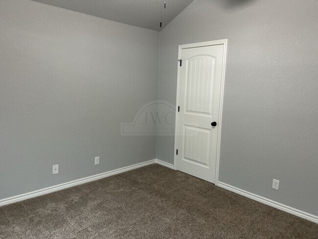 Building Photo - 1604 Granex Dr