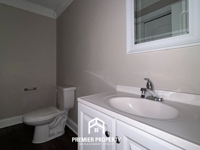 Building Photo - 3720 Pembrook Cove