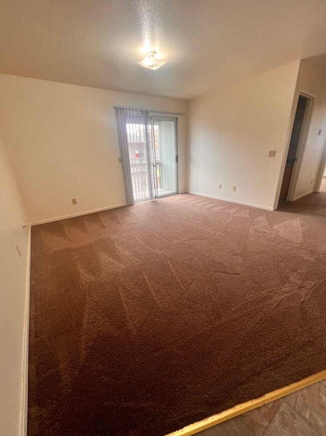Building Photo - 1330 Haven Ln