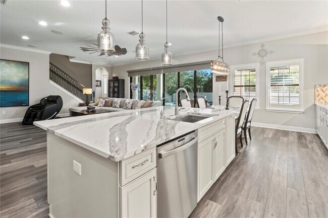 Building Photo - 4580 Shoreleaf Lp