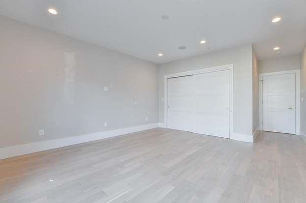 Building Photo - 377 West First St-