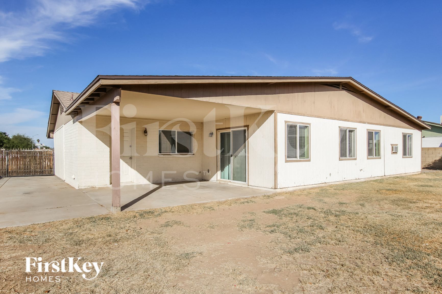 Building Photo - 5031 W Windrose Dr