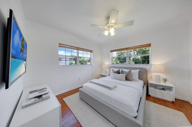 Building Photo - 13521 S Biscayne River Dr