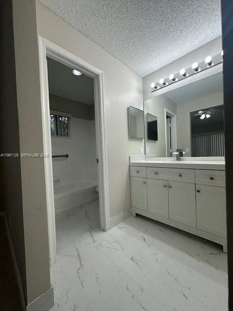 Building Photo - 1253 Majesty Terrace